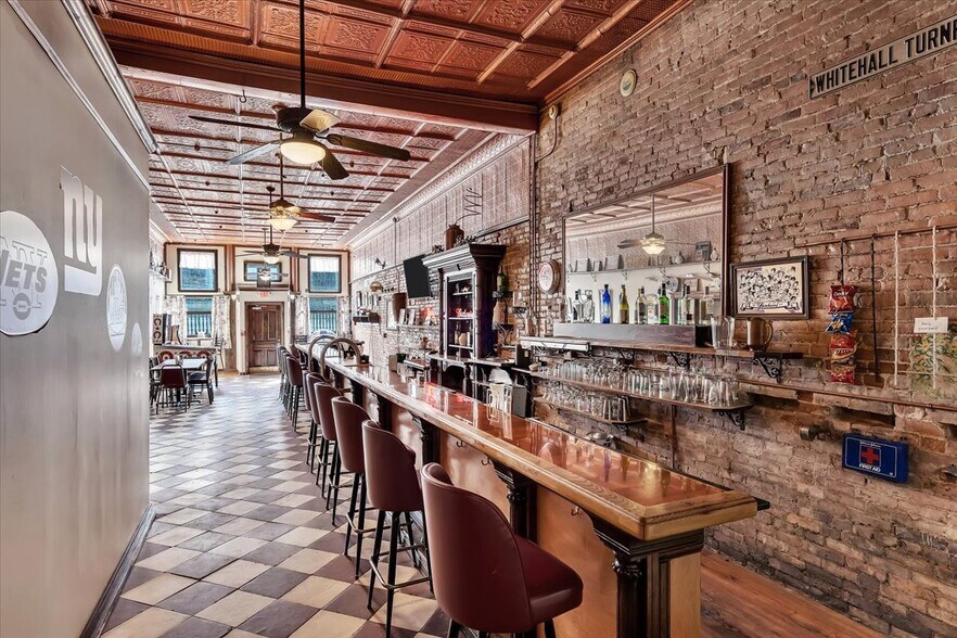 More Photos Of 68 Main St, Whitehall Flex For Sale