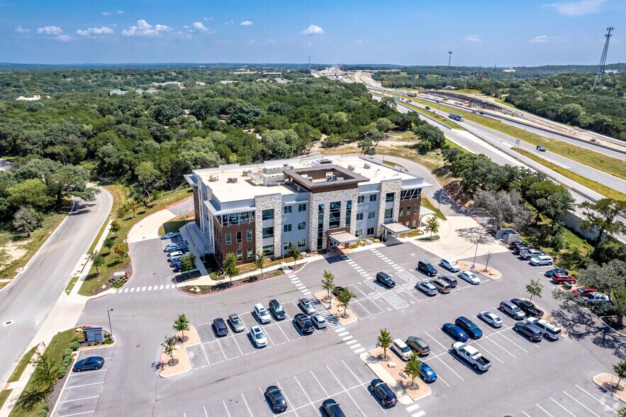 More Photos Of 112 Herff Rd, Boerne Medical For Lease