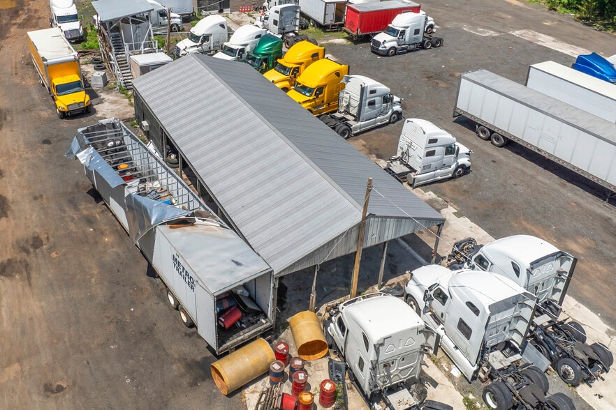 More Photos Of 2660 Main Rd, Franklinville Contractor Storage Yard For Sale
