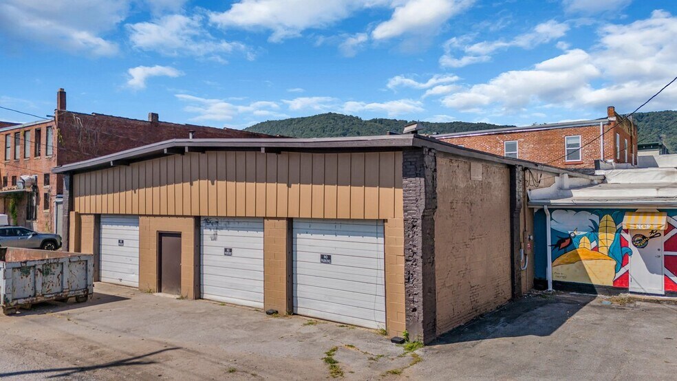 More Photos Of 227 Cedar Ave, South Pittsburg Freestanding For Sale