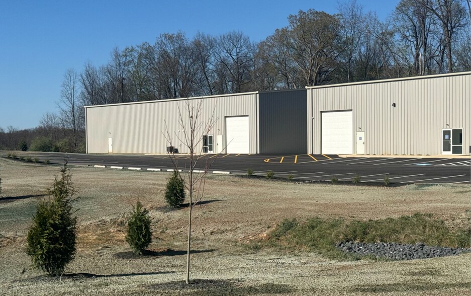More Photos Of 464 James Burr Blvd, Kearneysville Unknown For Lease