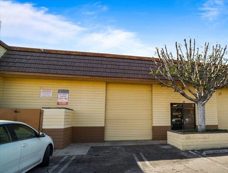 More Photos Of 12455 Branford St, Pacoima Warehouse For Sale