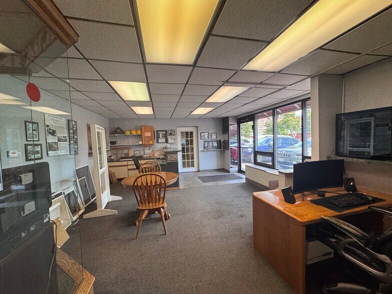 More Photos Of 1306 Broadway, Albany Manufacturing For Sale