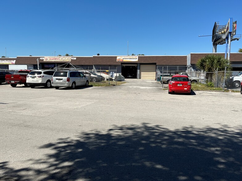 More Photos Of 12250-12282 SW 117th Ct, Miami Service For Sale