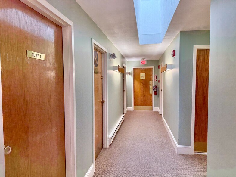 More Photos Of 1624 Sudbury Rd, Concord Office For Lease