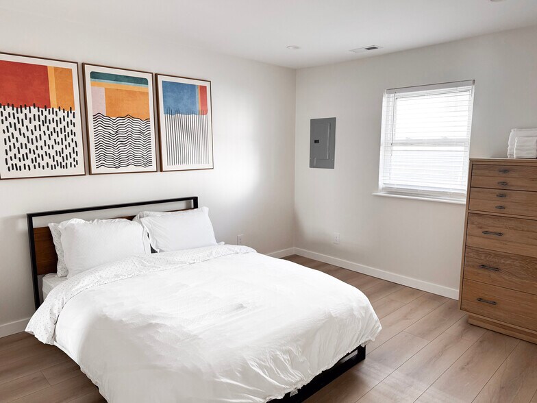 More Photos Of 2708 Reef Ct, Virginia Beach Apartments For Sale
