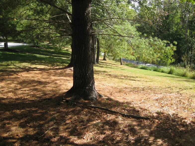More Photos Of 5397 Twin Knolls Rd, Columbia Office Residential For Sale