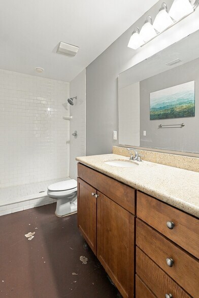 More Photos Of 1602-1608 Walnut St, Jacksonville Restaurant For Sale