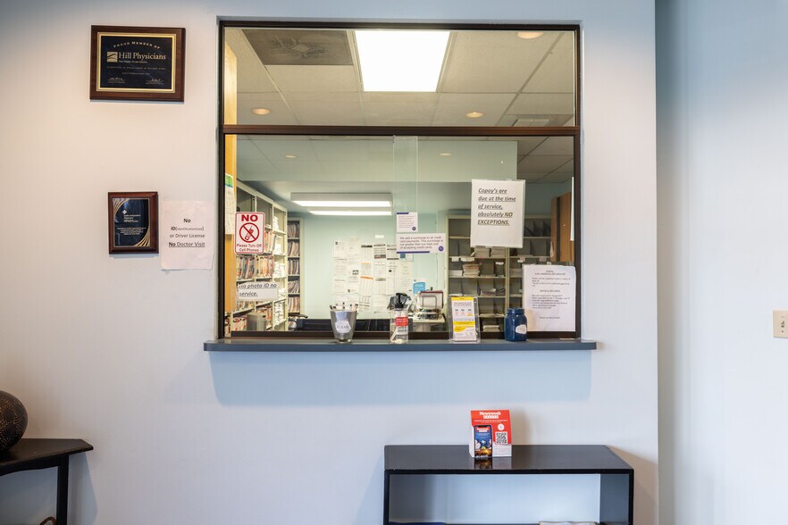 More Photos Of 729 Sunrise Ave, Roseville Medical For Lease