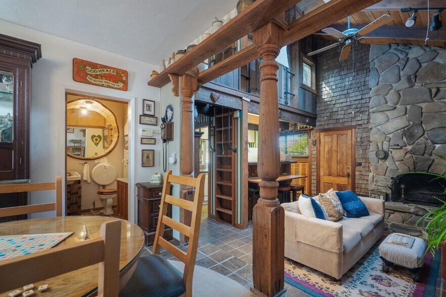 More Photos Of 306 W Saint Charles St, San Andreas Hotel For Sale