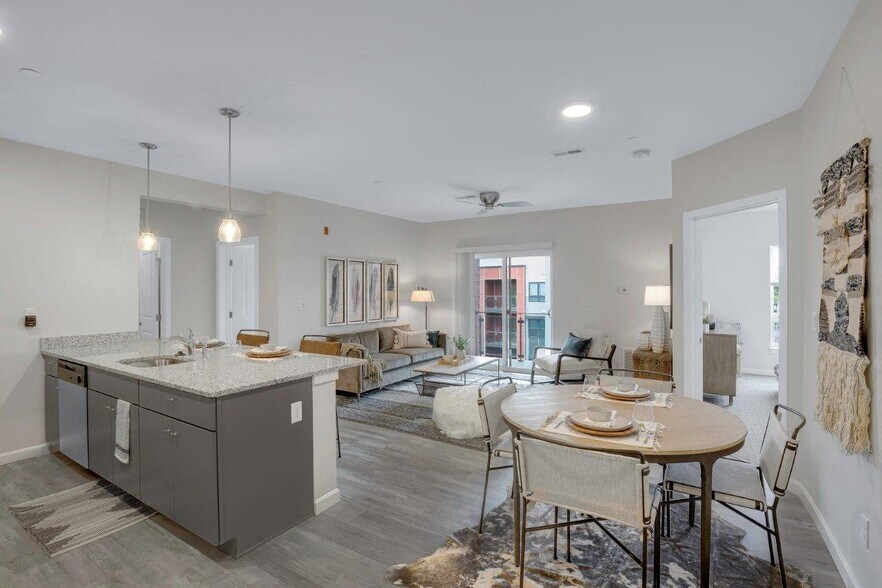 More Photos Of 21 East St, North Attleboro Apartments For Lease