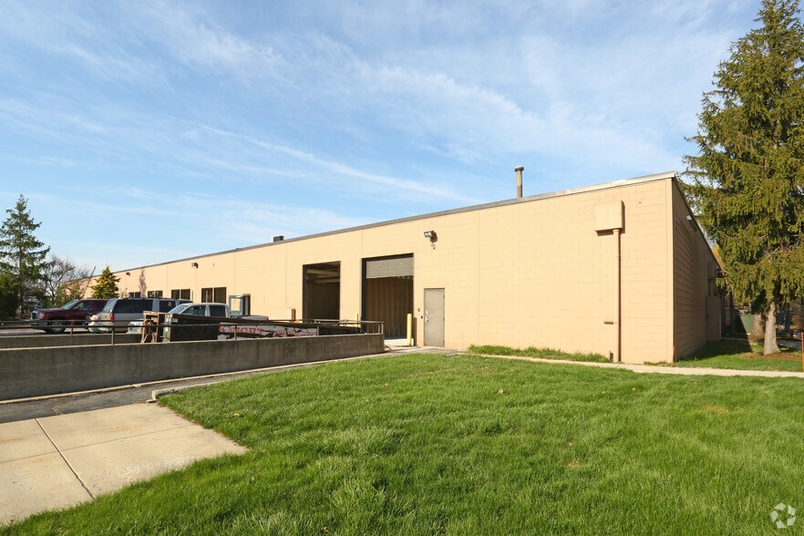 More Photos Of 2311 Green Rd, Ann Arbor Light Manufacturing For Lease
