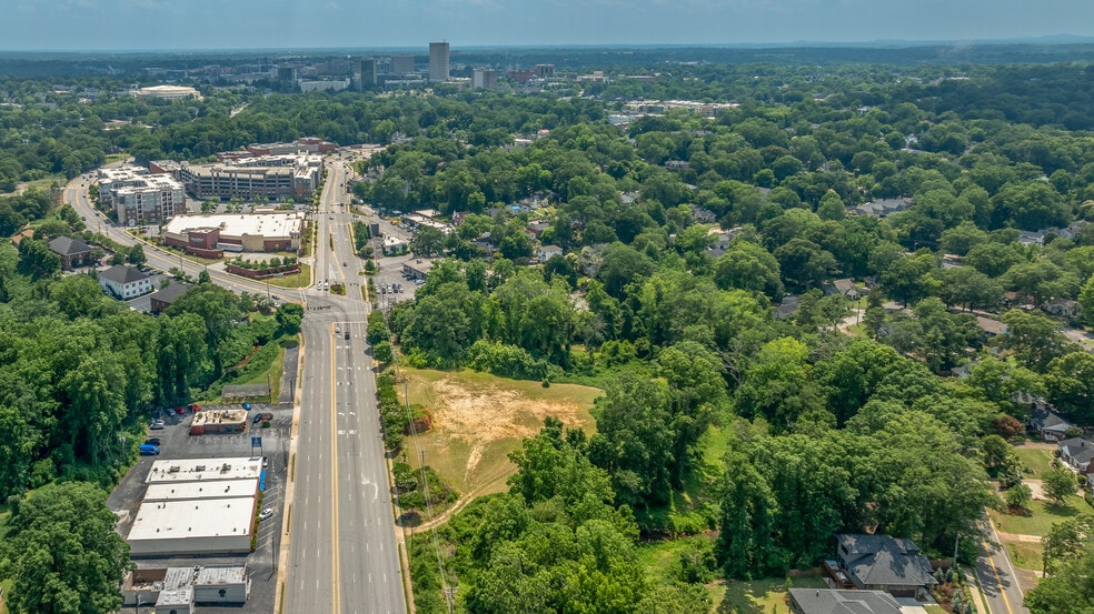 More Photos Of 237 Wade Hampton Blvd, Greenville Land For Sale