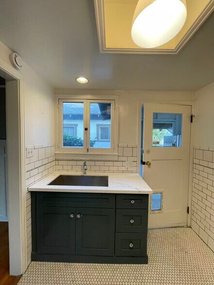 More Photos Of 638-650 Mar Vista Ave, Pasadena Apartments For Sale