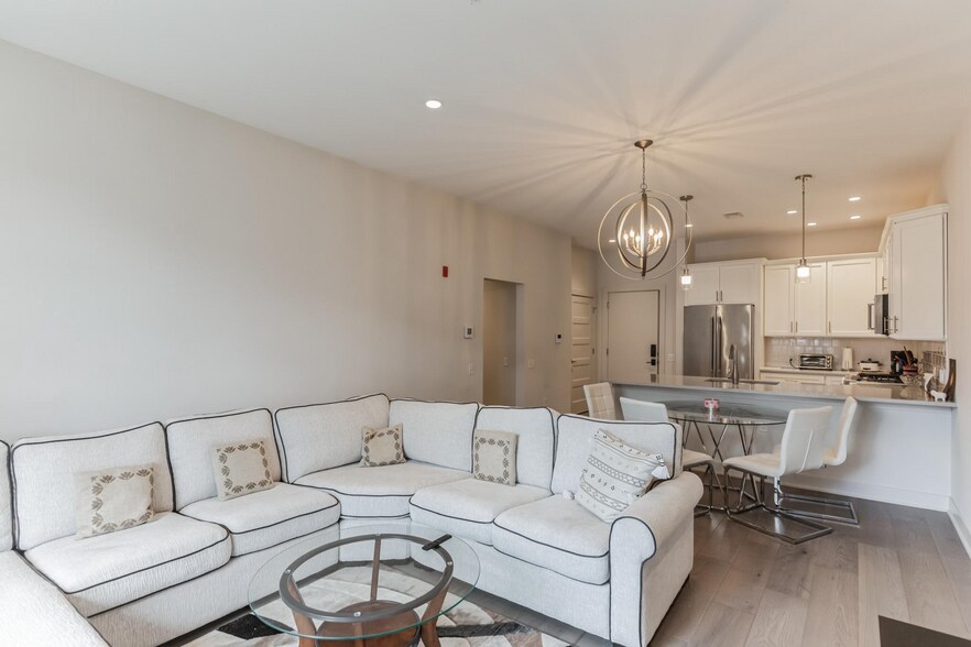 More Photos Of 575 S Goddard Blvd, King Of Prussia Apartments For Sale
