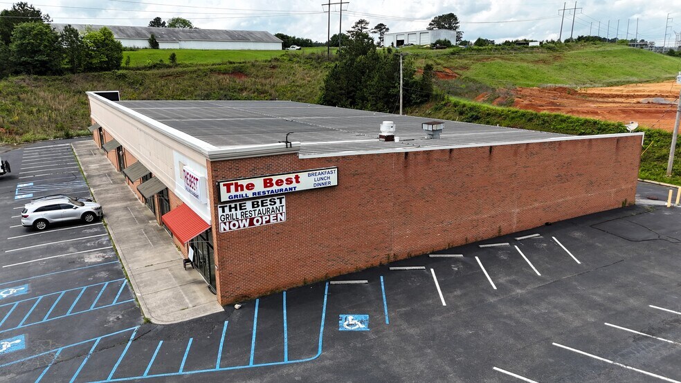 More Photos Of 150 Pearl Dr, LaFayette Restaurant For Sale