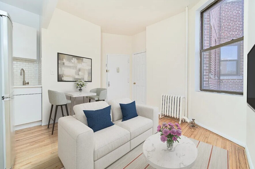 More Photos Of 239 W 20th St, New York Apartments For Sale