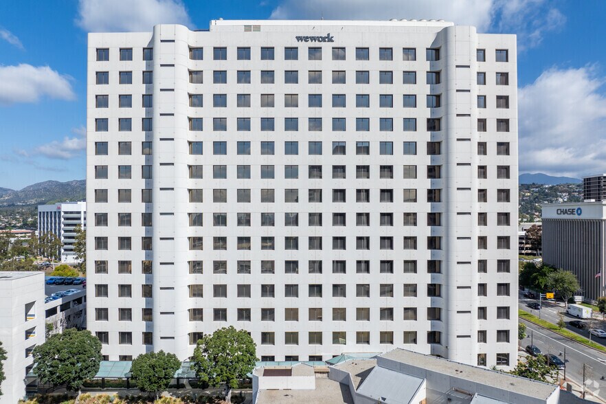 More Photos Of 611 N Brand Blvd, Glendale Office For Lease