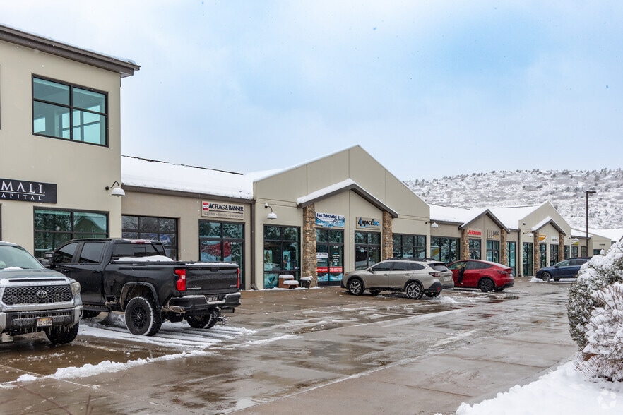 More Photos Of 11616 Shaffer Pl, Littleton Showroom For Lease