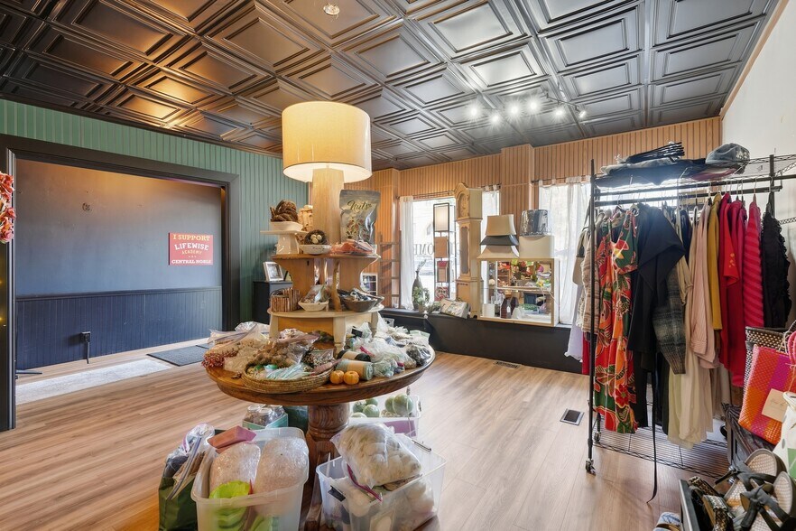 More Photos Of 104 W Main St, Albion General Retail For Sale
