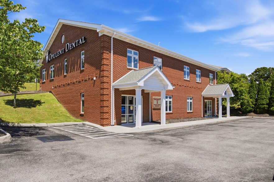 Primary Photo Of 115 Akers Farm Rd, Christiansburg Medical For Lease