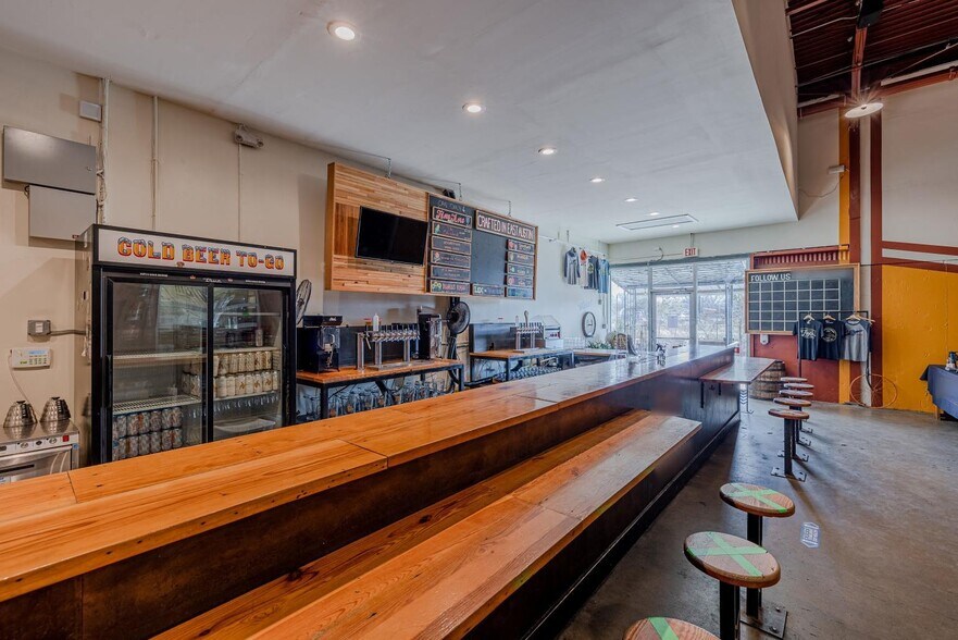 More Photos Of 507 E Calles St, Austin Loft Creative Space For Lease