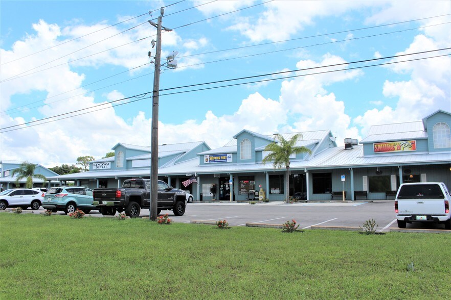 Primary Photo Of 2200 Kings Hwy, Port Charlotte General Retail For Lease