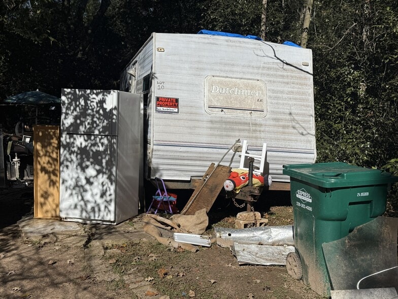 More Photos Of 515 Pine Bluff Rd, Albany Manufactured Housing Mobile Home Park For Sale