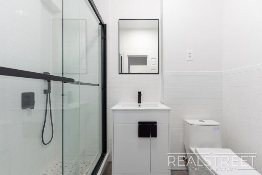 More Photos Of 15 Washington Ter, New York Apartments For Sale