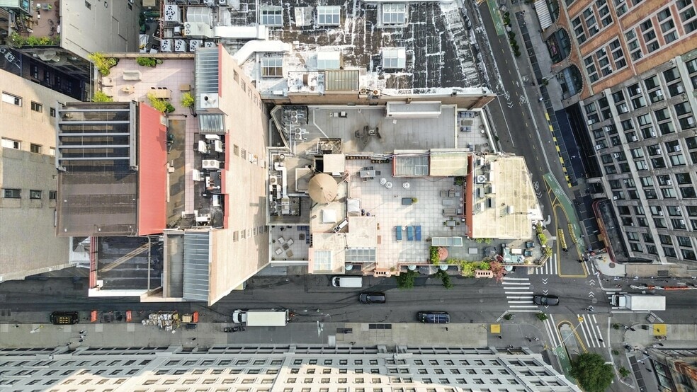 More Photos Of 893 Broadway, New York Office For Sale