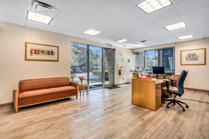 More Photos Of 3900-3908 NW 126th Ave, Coral Springs Warehouse For Sale