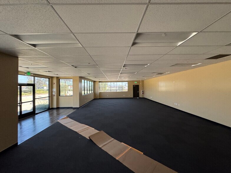 More Photos Of 15033 Slover Ave, Fontana Land For Lease