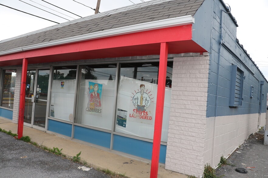 More Photos Of 700 N Hanover St, Carlisle Freestanding For Sale