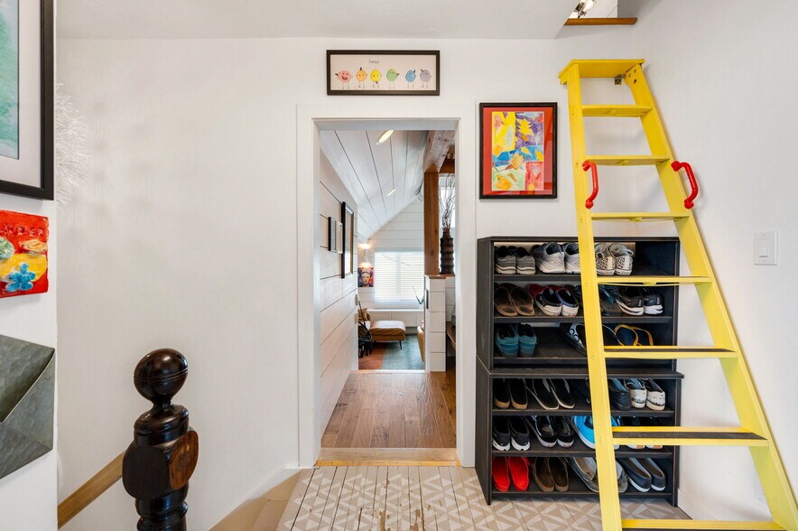 More Photos Of 4113 Main St, Fish Creek Storefront Retail Residential For Sale