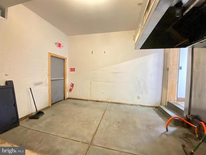 More Photos Of 39 N 4th St, Camden Storefront Retail Residential For Lease