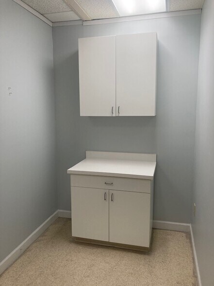 More Photos Of 119 Springhall Dr, Goose Creek Medical For Sale