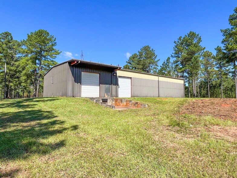 More Photos Of 31 Quail Run, Edgefield Office For Sale