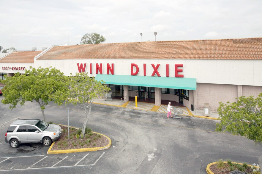 More Photos Of 6463-6501 102nd Ave, Pinellas Park Storefront For Lease