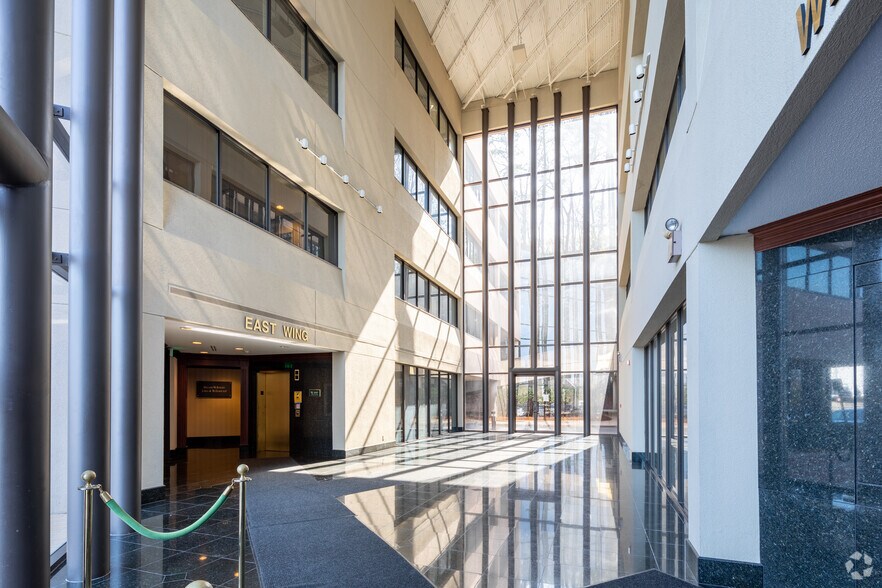 More Photos Of 2700 Highway 280 S, Birmingham Office For Sale