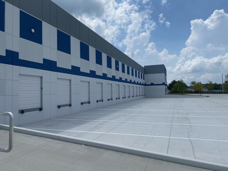 More Photos Of 2690 Port Industrial Dr, Jacksonville Distribution For Lease