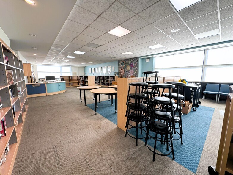 More Photos Of 297-299 N 7th St, Brooklyn Schools For Lease
