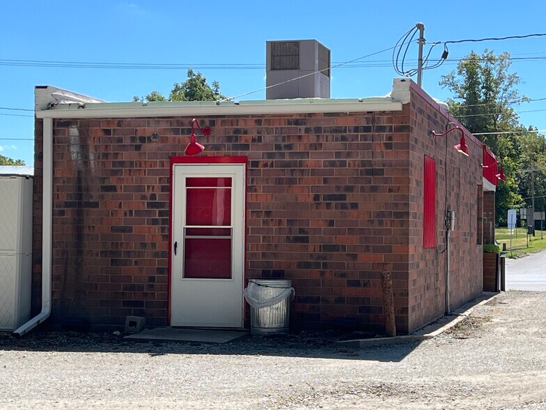 More Photos Of 440 W Main St, Lamoni Fast Food For Sale