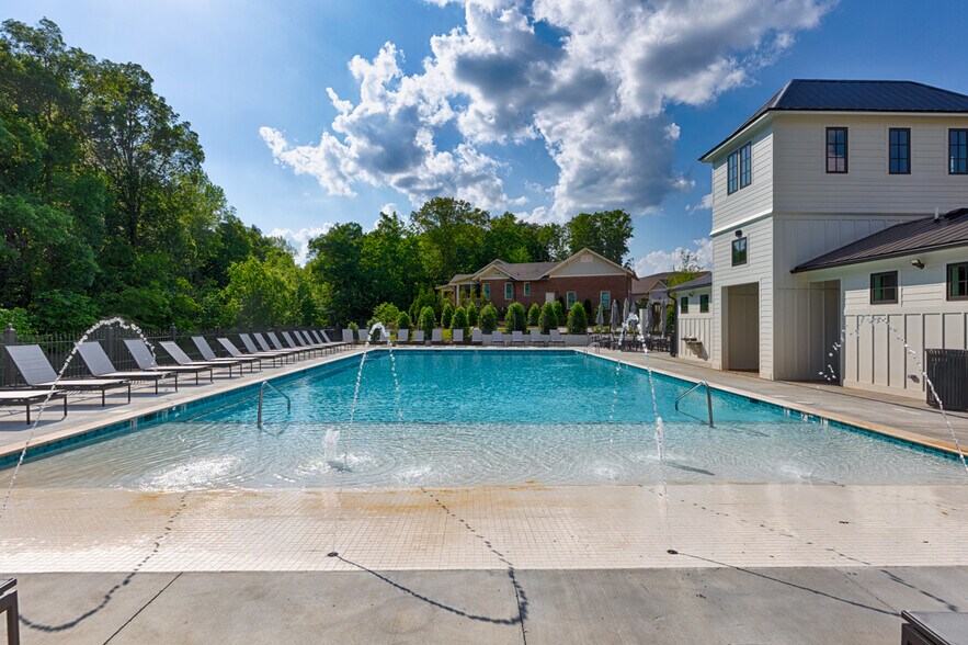 More Photos Of Admiral St NW, Huntsville Land For Sale