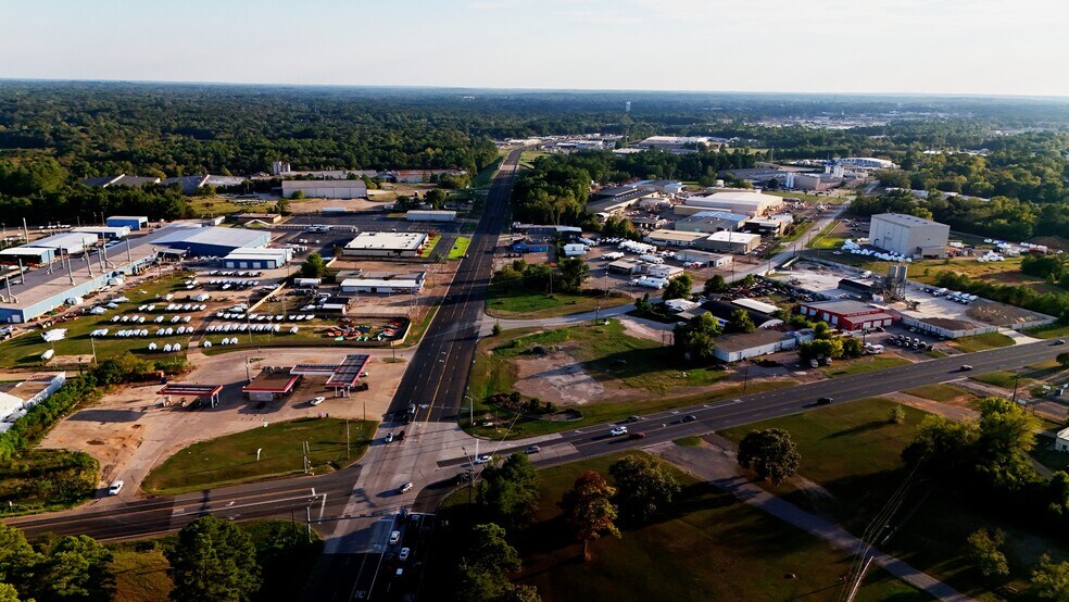 More Photos Of 3290 Business 259, Kilgore Land For Sale