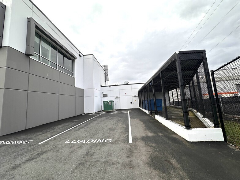 Primary Photo Of 951 E Kent Av N, Vancouver Warehouse For Sale