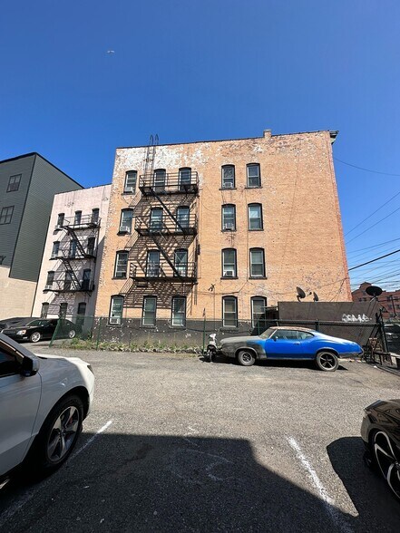 More Photos Of 672 Grand St, Jersey City Apartments For Sale