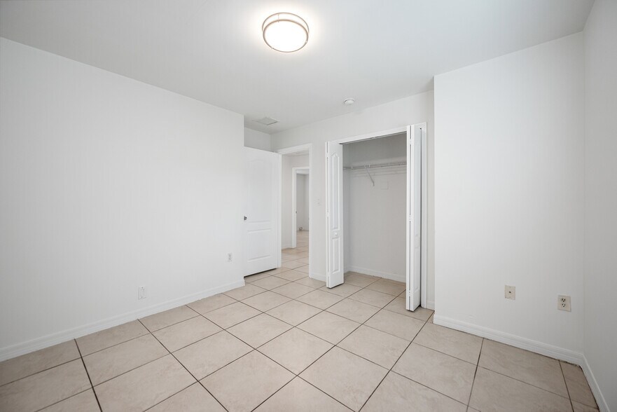 More Photos Of 2275 SW 61st Ave, Miami Apartments For Sale