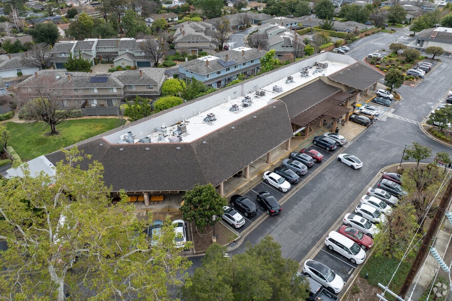 More Photos Of 12100-12180 Saratoga-Sunnyvale Rd, Saratoga Freestanding For Lease