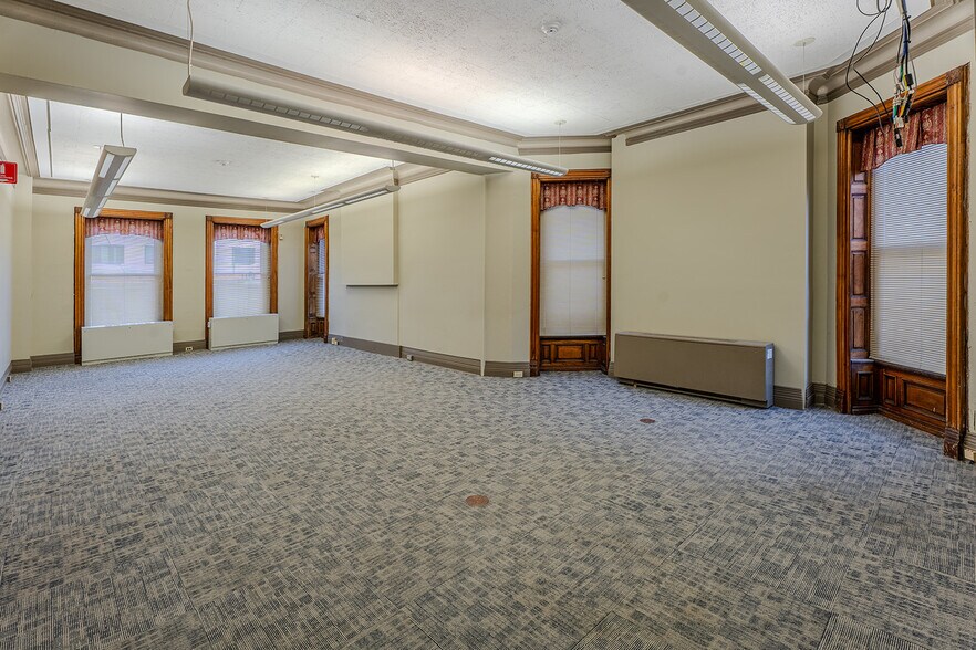 More Photos Of , Buffalo Office For Sale