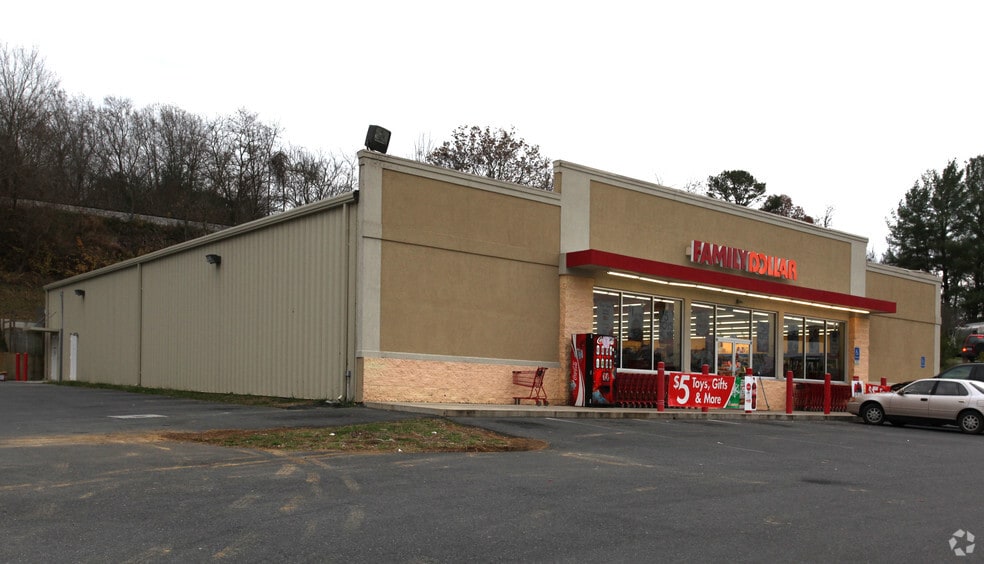 More Photos Of 19026 Main St, Buchanan Freestanding For Sale